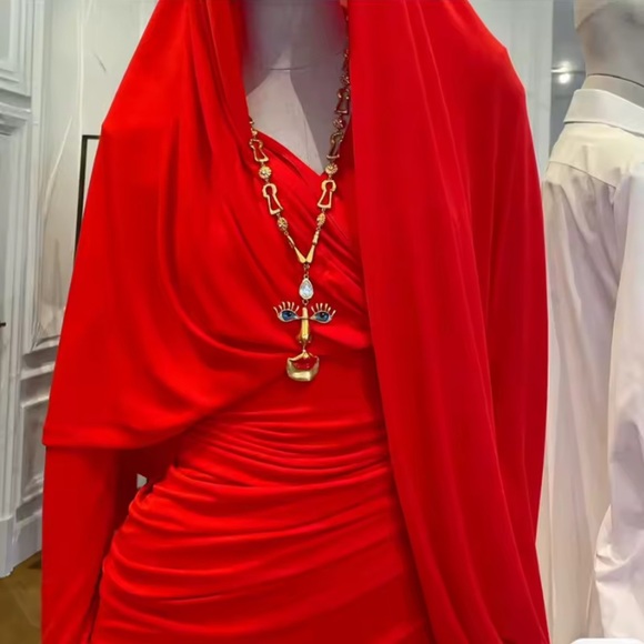 Gold and Red Artistic Face Pendant Necklace - Picture 3 of 5